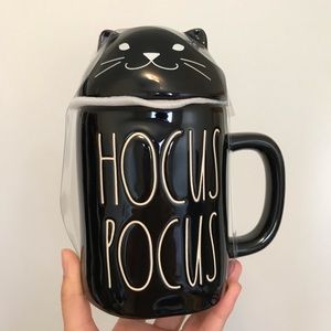 Rae Dunn Hocus Pocus Black Cat Topper Mug Cup 2022 Halloween